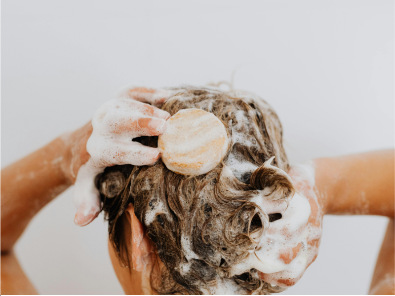 שמפו ניזורל - איך להשתמש, מתי זה מתאים ומה חשוב לדעת מראש?